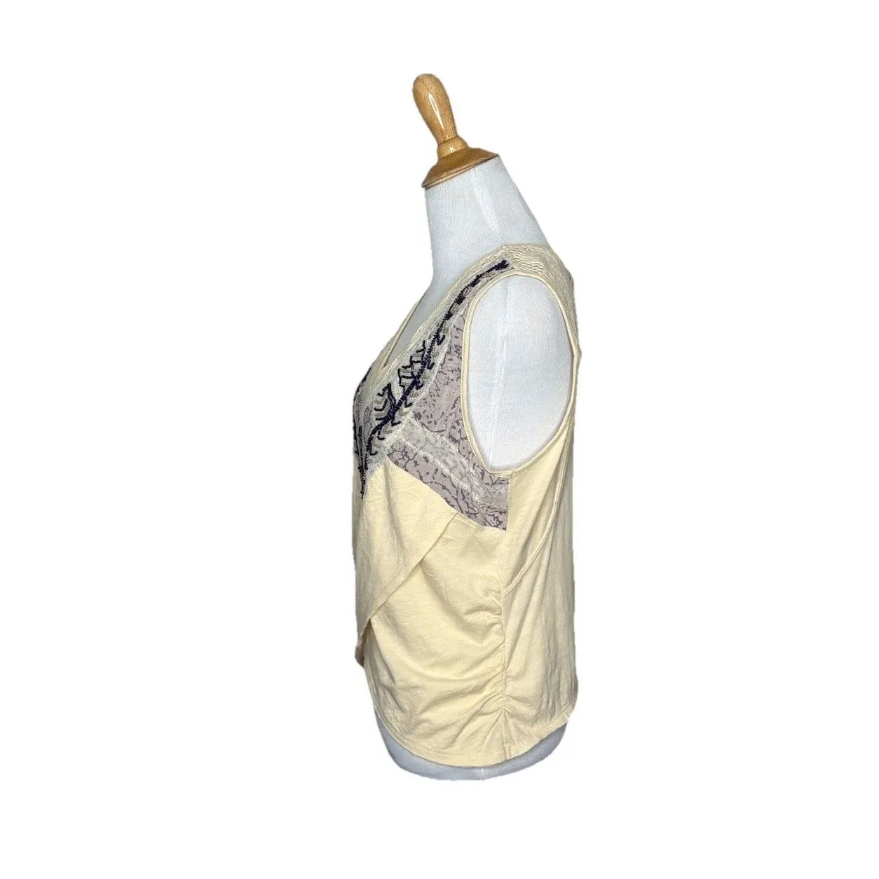 Free People Sahara Beaded Crochet Cross Over Tank Top in Tea Size Medium Womens - Image 3