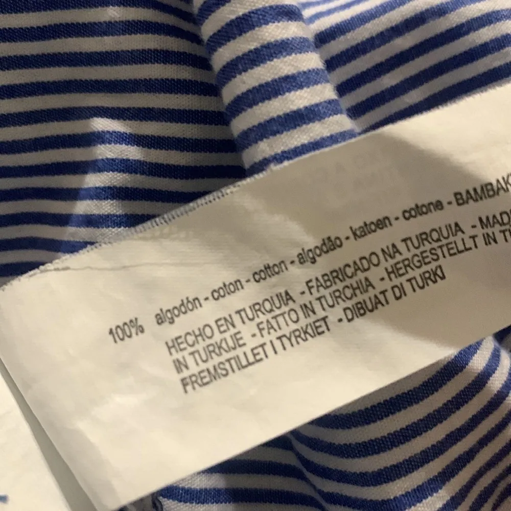 Zara basic XS button up blouse, 100% cotton - Image 4