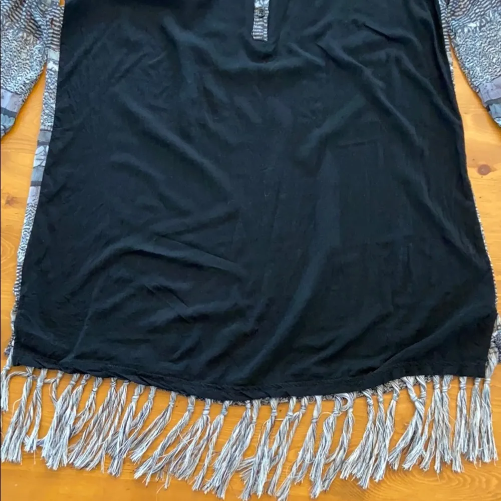 MOLLORELLO Small Boho Black Gray Fringe Sheer Tunic Boutique Brand 3/$20 Sale! - Image 4