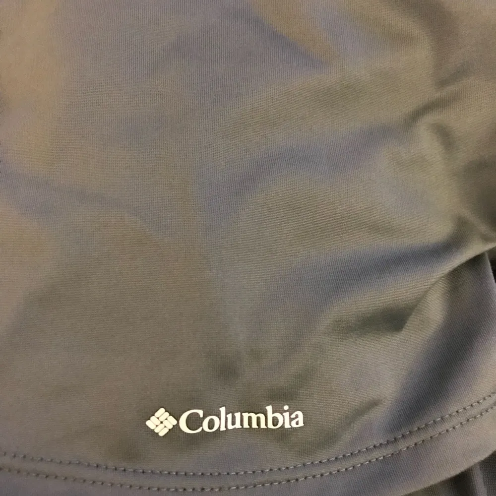 Columbia T-shirt - Image 5