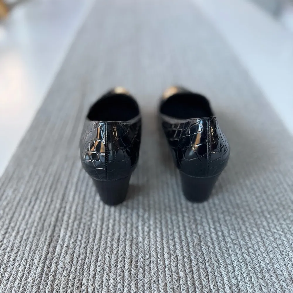 Abella Black Crocodile Patent Leather Block Heel Loafers Size 8 - Image 6