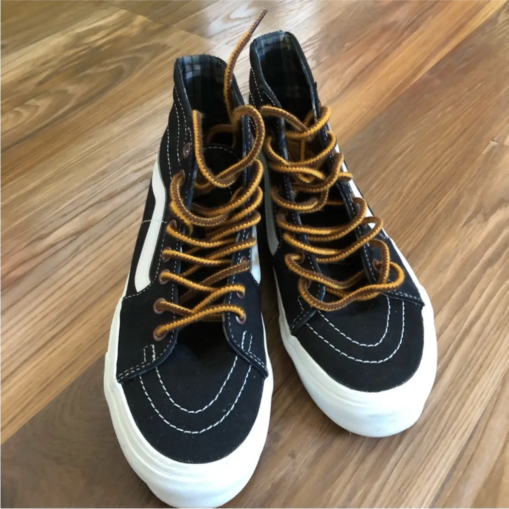 VANS sk8 hi Black and White High-Top Sneakers - Image 6