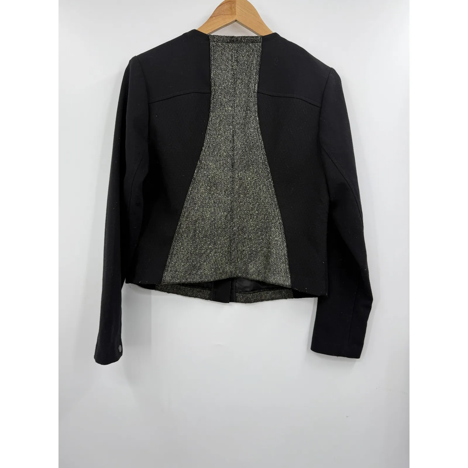 CAbi  Jacket‎ Womens Medium Black Green Tweed Snap Front Collarless Two Tone - Image 9