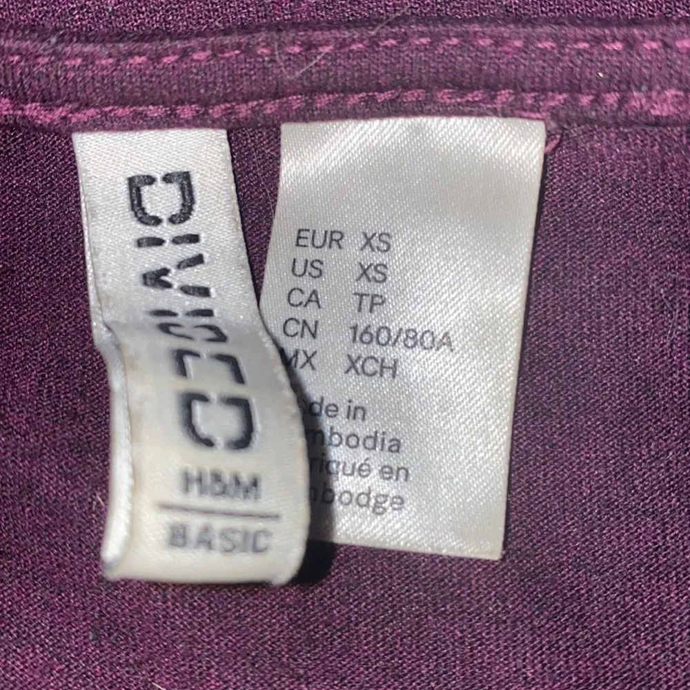 ✨ Maroon Pocket Tee Shirt✨ - Image 4