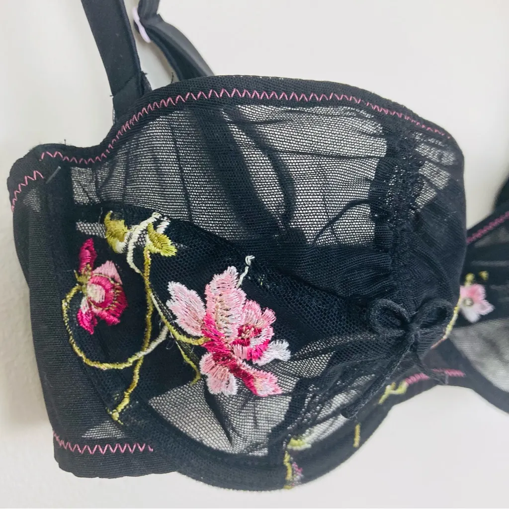 Aubade French luxury balconette bra in sheer black with floral embroidery. 32D Size undefined - Image 5