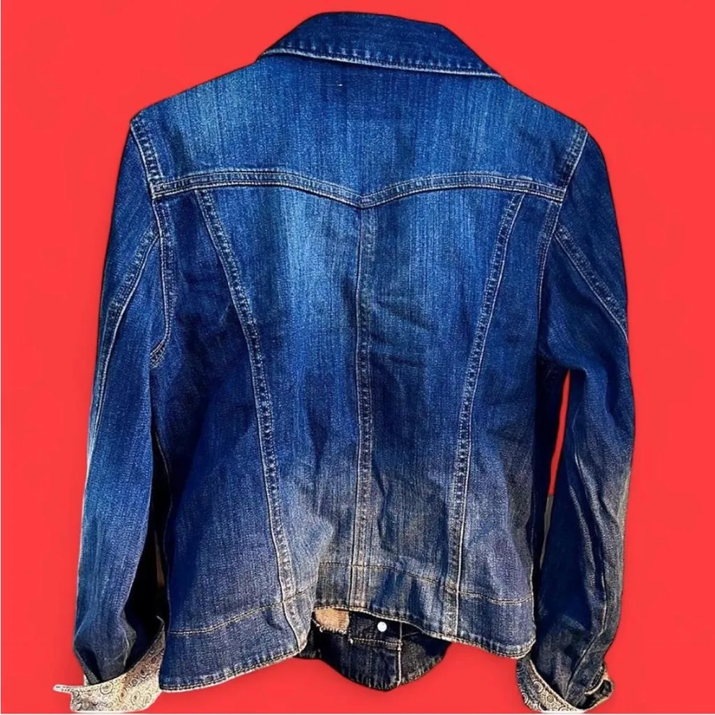 Vintage Izod Women's Classic Indigo Jean Jacket - Image 2