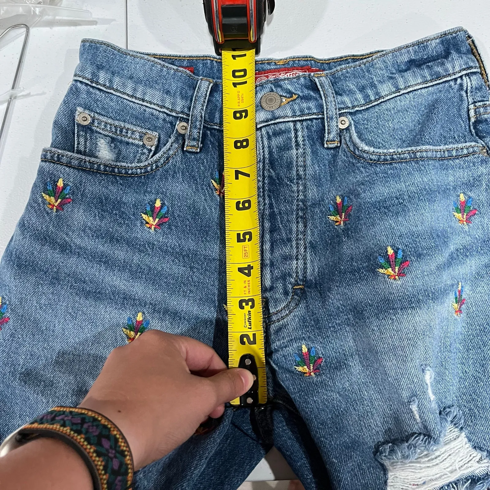 Lucky Brand Embroidered Denim 90s Midi High Rise Button Fly Shorts Womens 00/24 - Image 10