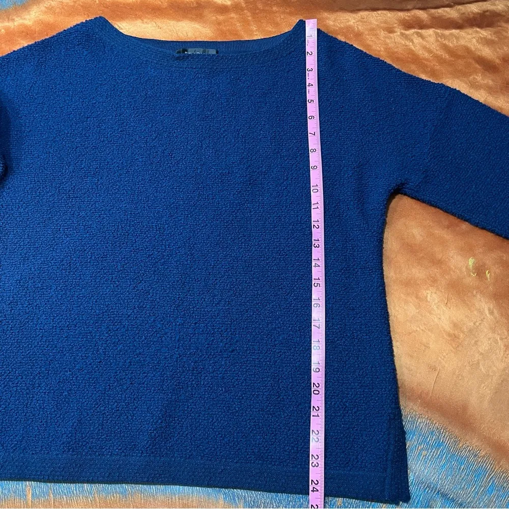 St. John Wool Boucle Textured Sweater Navy Blue medium - Image 7