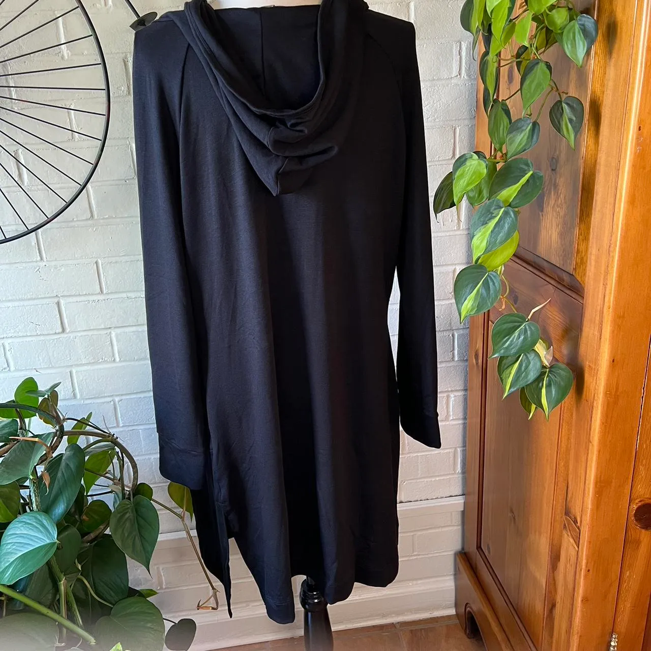 Go Couture Black Long Open Front Cardigan - Image 4