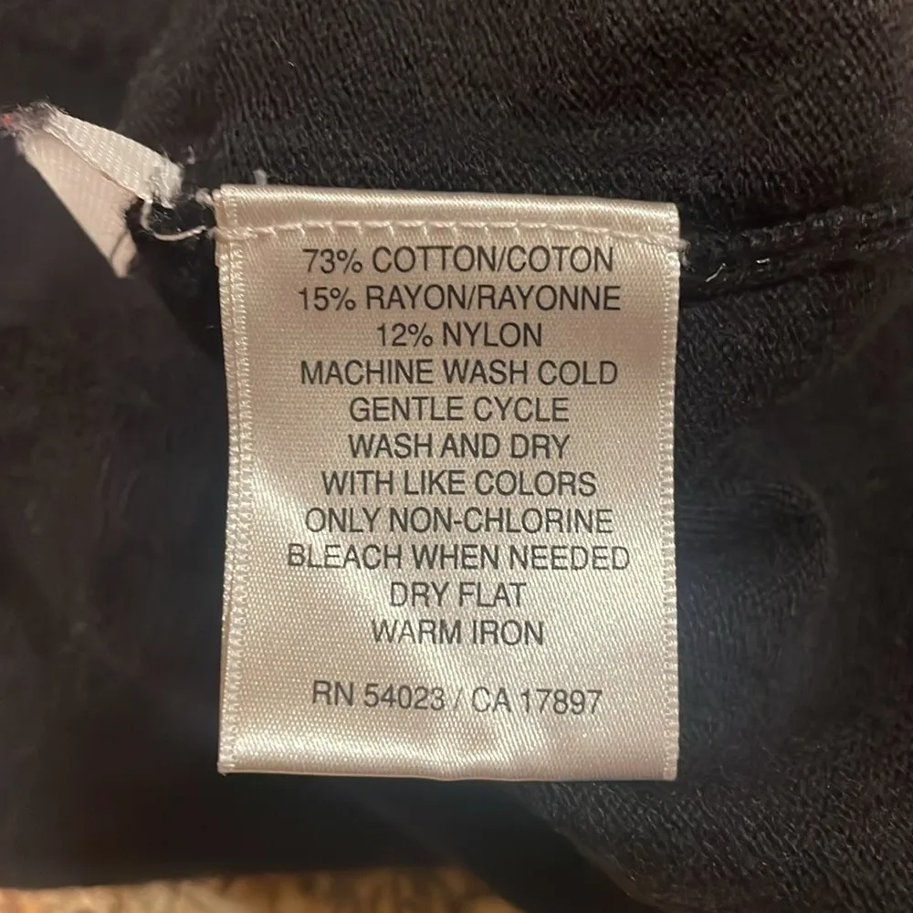 Old Navy maternity black scoop neck sweater size M - Image 4