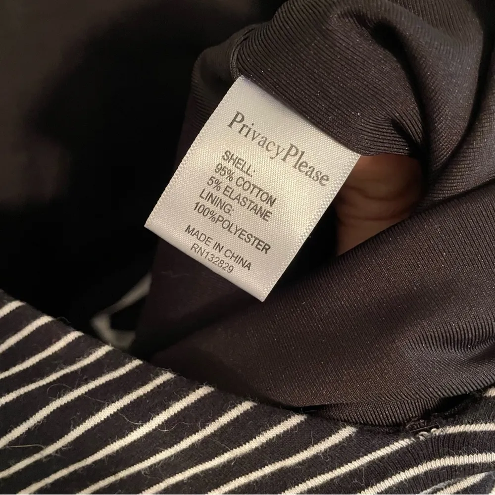 Privacy Please Deep V Striped Bodysuit size Medium - Image 3