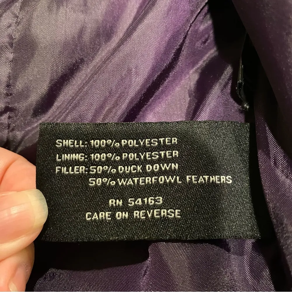 Colebrook Women's Purple Puffer Vest Size Medium - Image 8