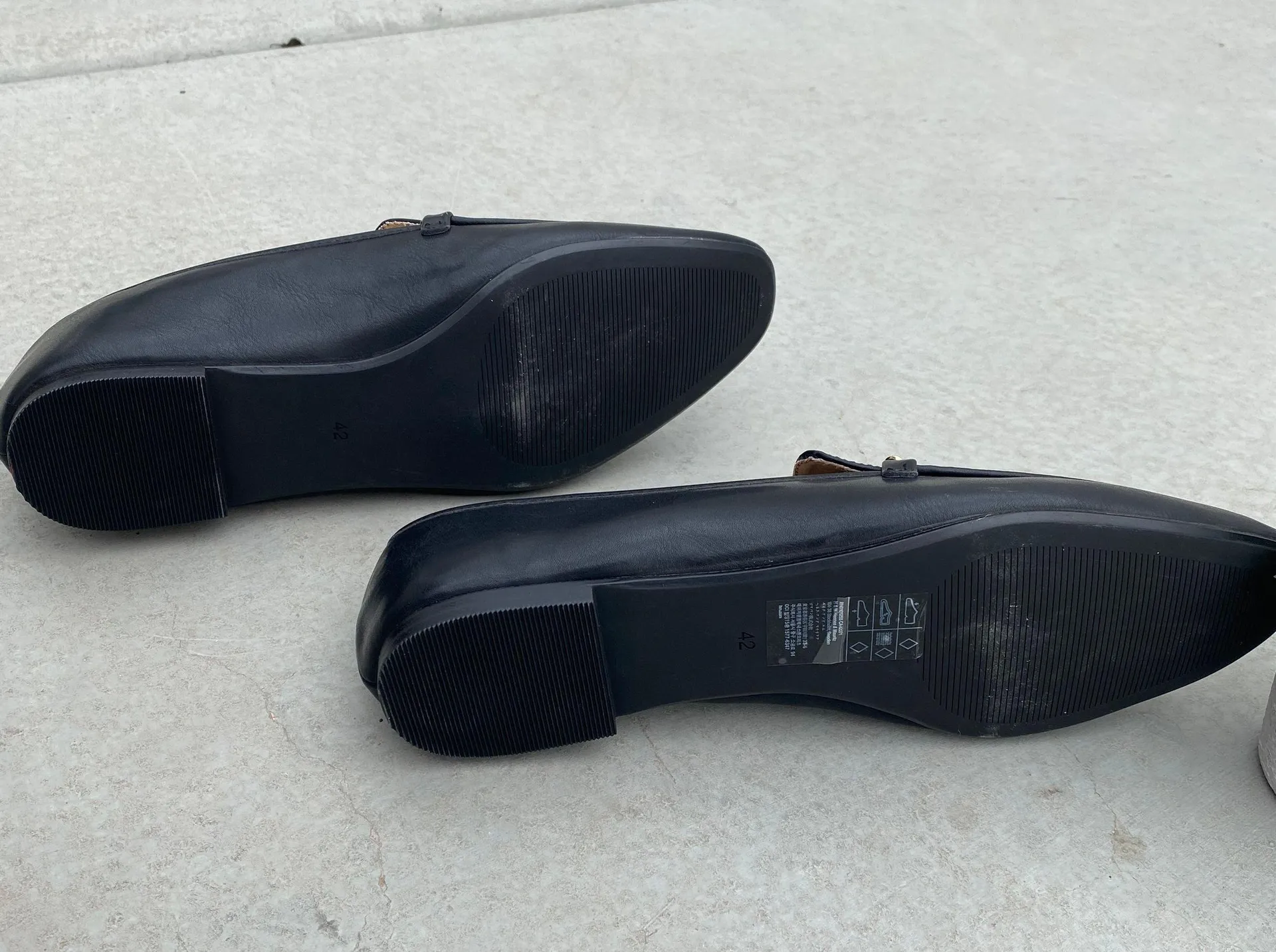 H&M NWOT  Loafers - Image 3