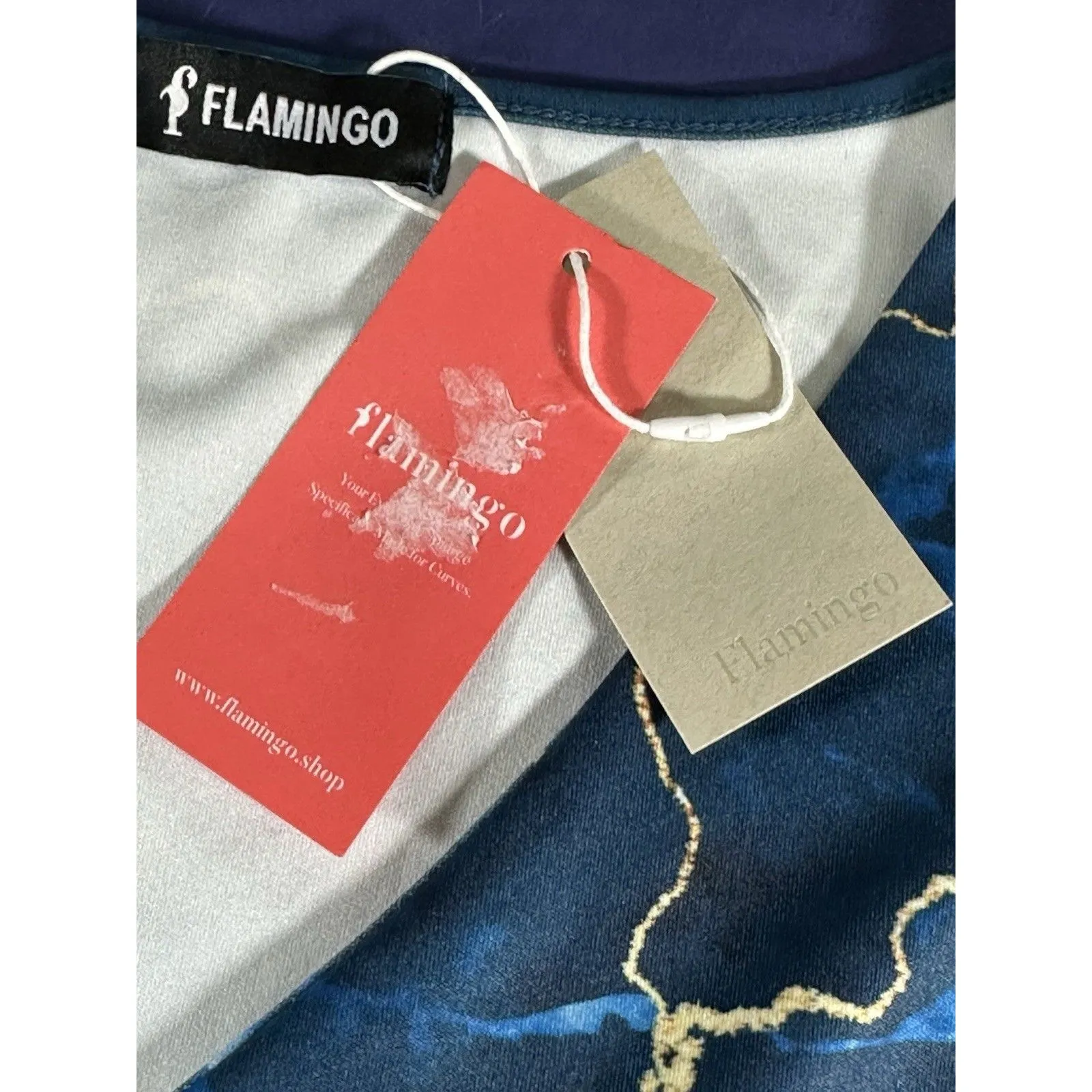 Flamingo Graphic Print Tunic Top features a vibrant blue and gold marble 2XL - Image 10