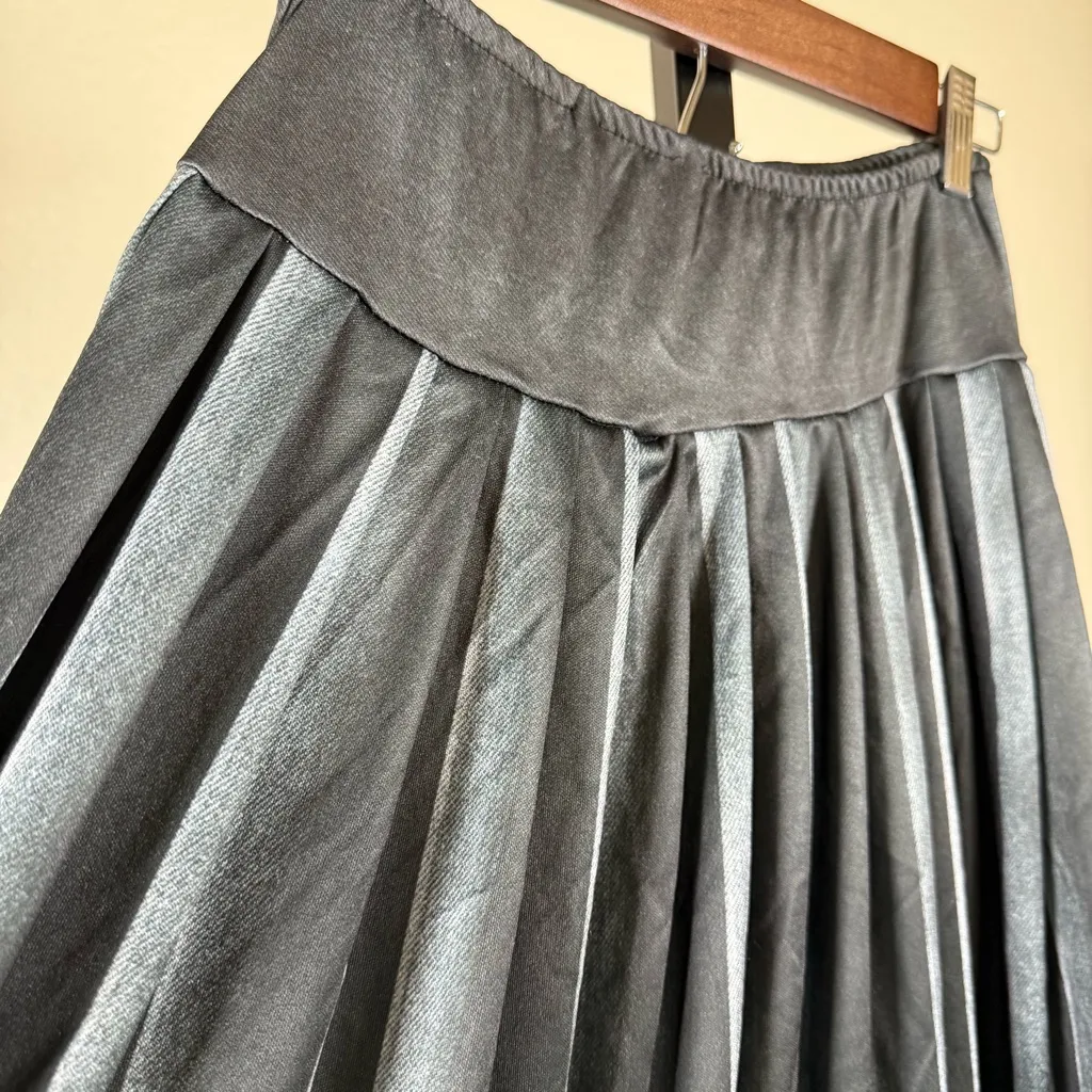 Pleated Midi Skirt Small Charcoal Gray Long Modest Gothcore Wednesday Addams - Image 4
