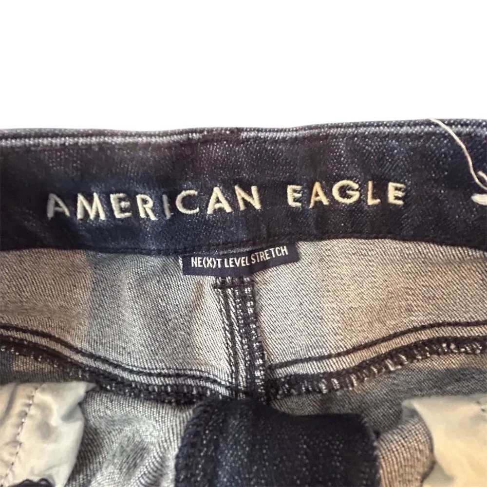 American Eagle Women's Curvy Hi-Rise Shortie Cut-off Jean Shorts Blue Size 10 - Image 5