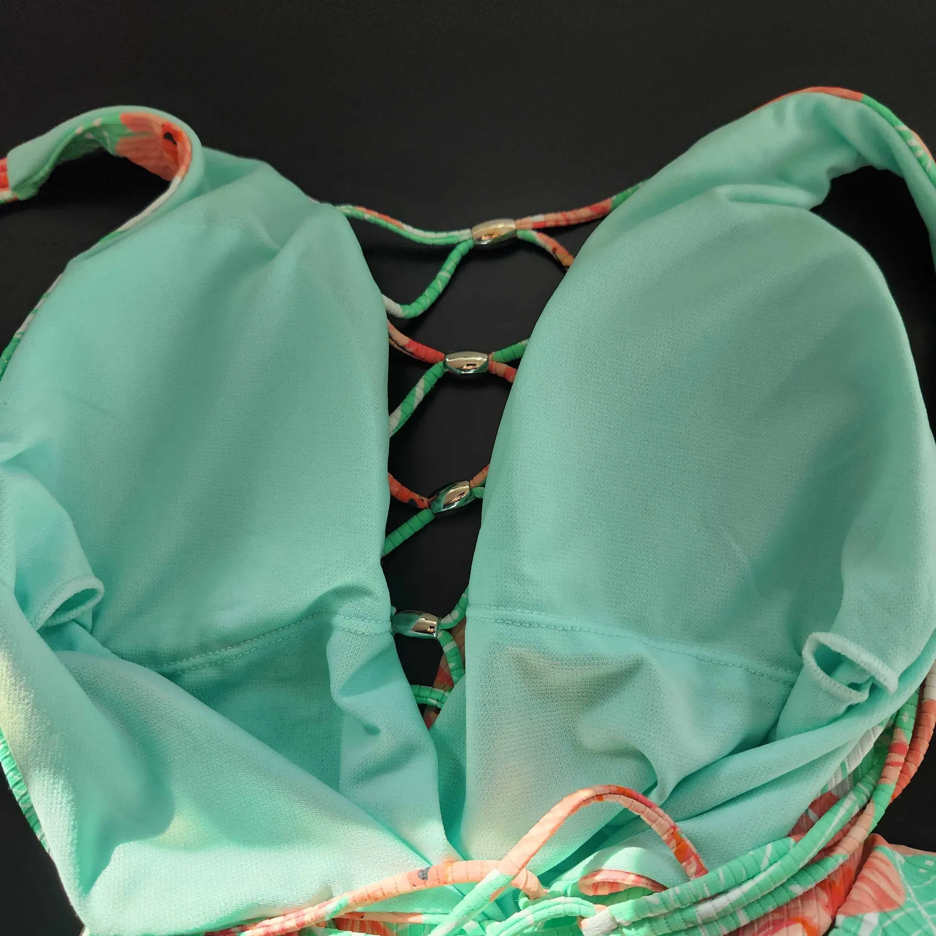 YMI Tropical Print One-Piece Swimsuit NWOT Size Medium Green Floral Swimsuit - Image 10