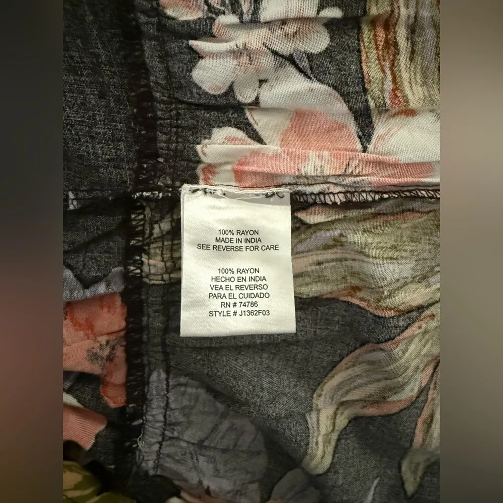 Patrons of Peace Blouse Womens Small Black Floral Ruffled Lightweight Summer Top - Image 9