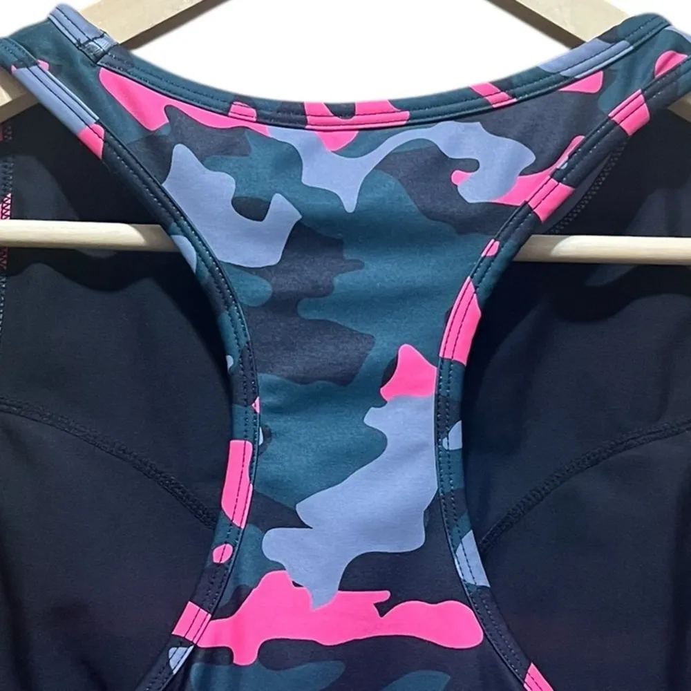 AQUA Camo Cropped Tank Sports Bra Size Medium - Image 9