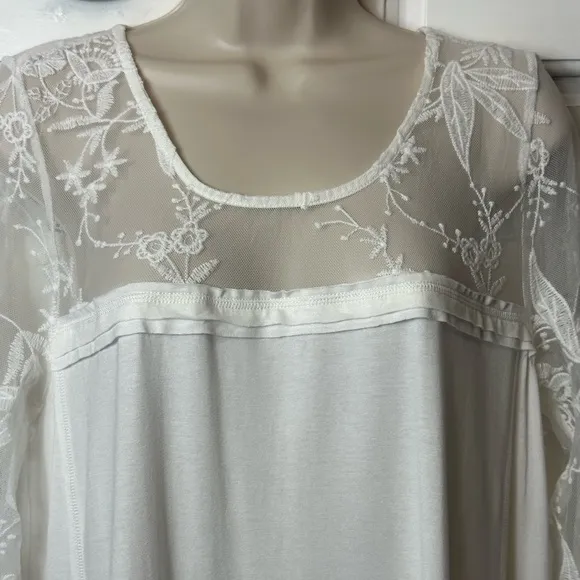 Monoreno Lace  Detail‎ Tunic - Image 5