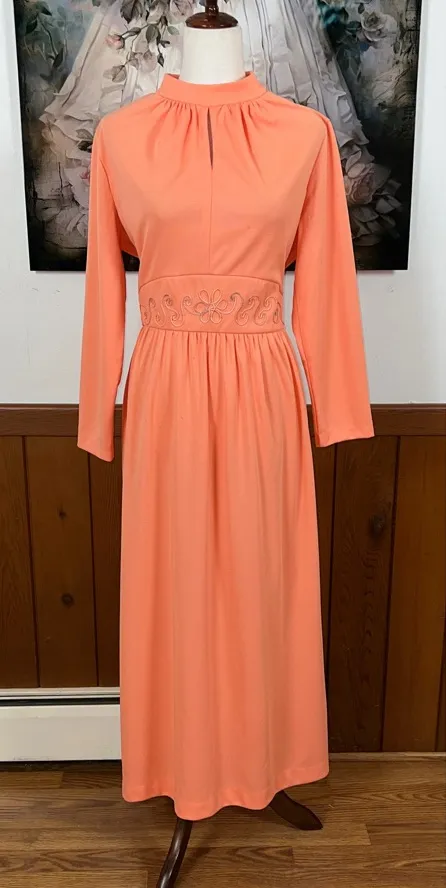 Darling Vintage 1970s Polyester Maxi Dress! Size 18 - Image 2