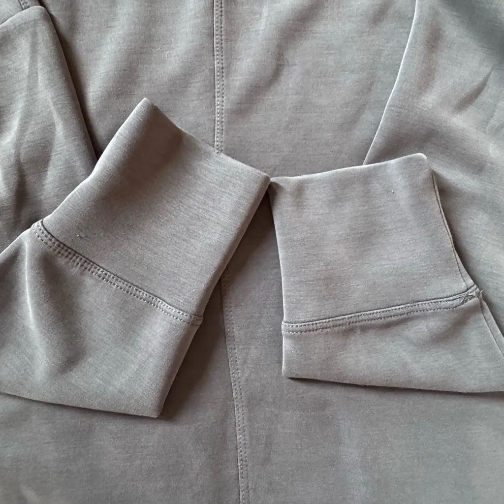 Cable & Gauge size PetiteXL women’s cowl neck top - Image 5