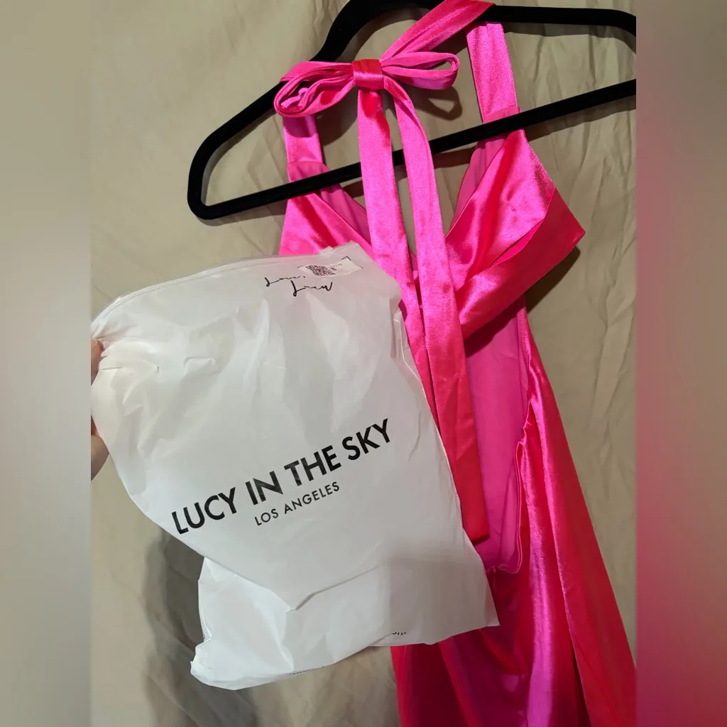 Lucy in the sky Cutout Bodycon Dress in Hot Pink - Image 6