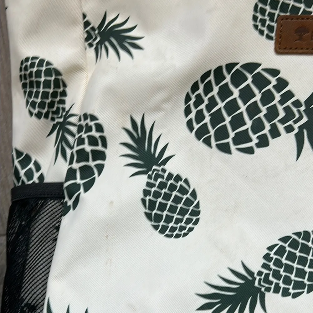 Black and White Pineapple Print Canvas Tote Green - Image 3