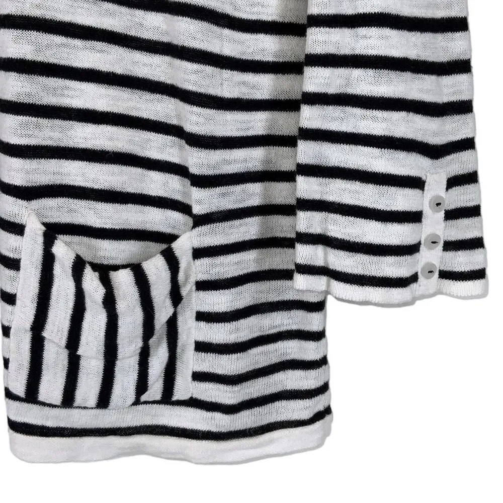 J. Jill | Medium | Linen Blend White & Black Striped 3/4 Sleeve Front Pocket Top - Image 4