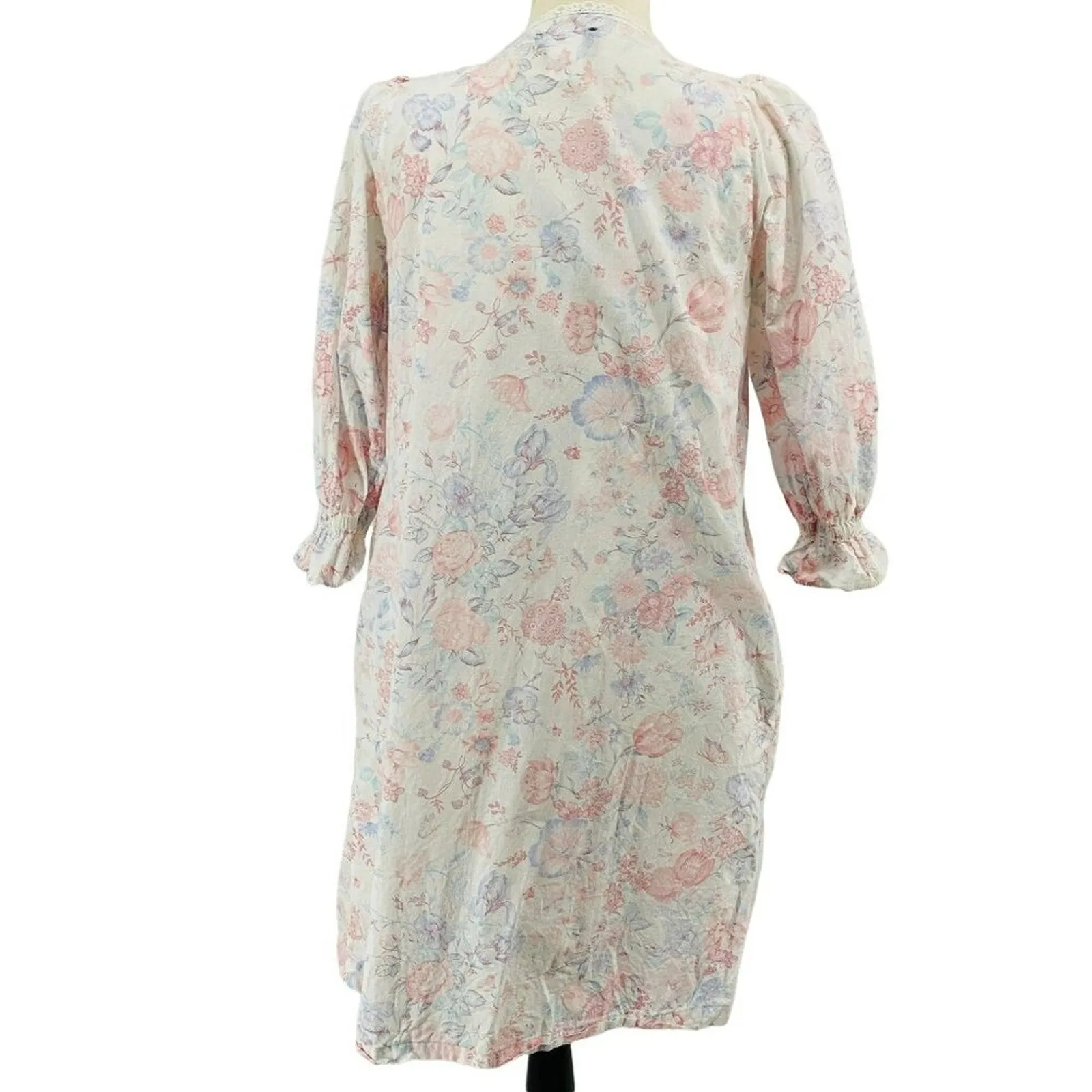 Lands' End Vintage  House Coat Floral Button Front Robe Lightweight Size Medium - Image 4