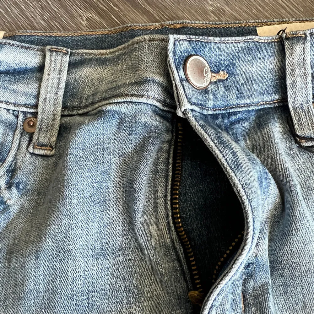 Cosmic Blue Love Denim Shorts Womens 29 Better Days Blue Distress Stitch Fix - Image 6