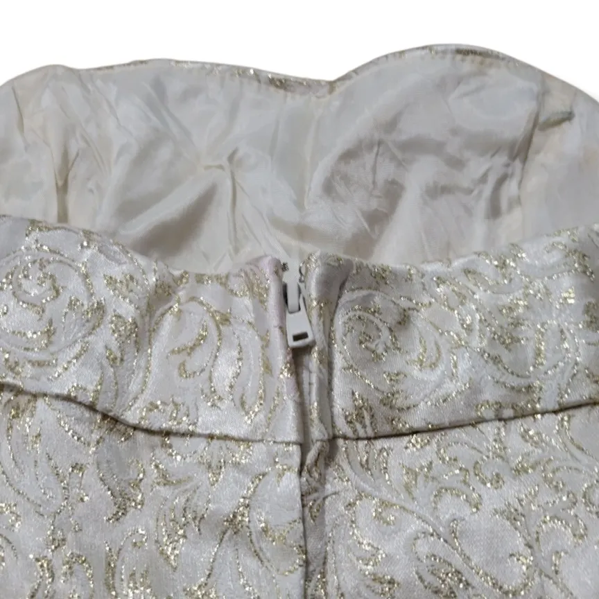 Vintage Zum Zum By Niki Livas Corset Size 3/4 Gold Metallic Paisley Accent Union Made White - Image 3