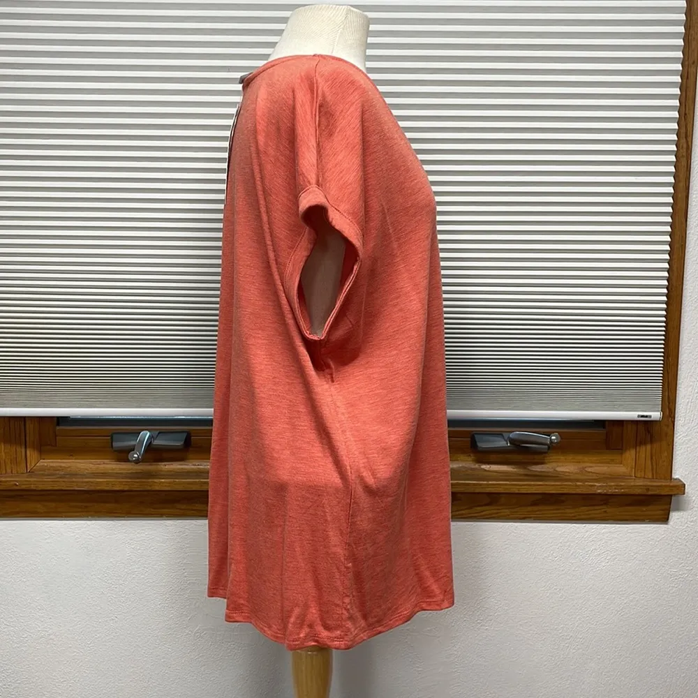 Jessica Simpson NWT Burnt Sienna Comfy V- Neck Short Sleeve Knit Top - Image 6