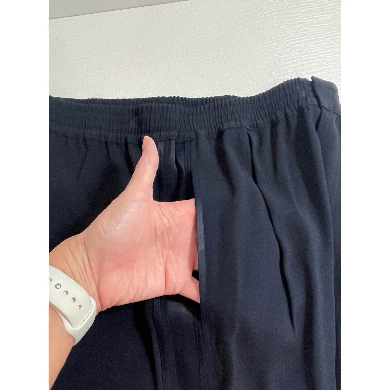 Vince Black Viscose Satin Tuxedo Stripe Jogger Pants Women's Size‎ SMALL - Image 9