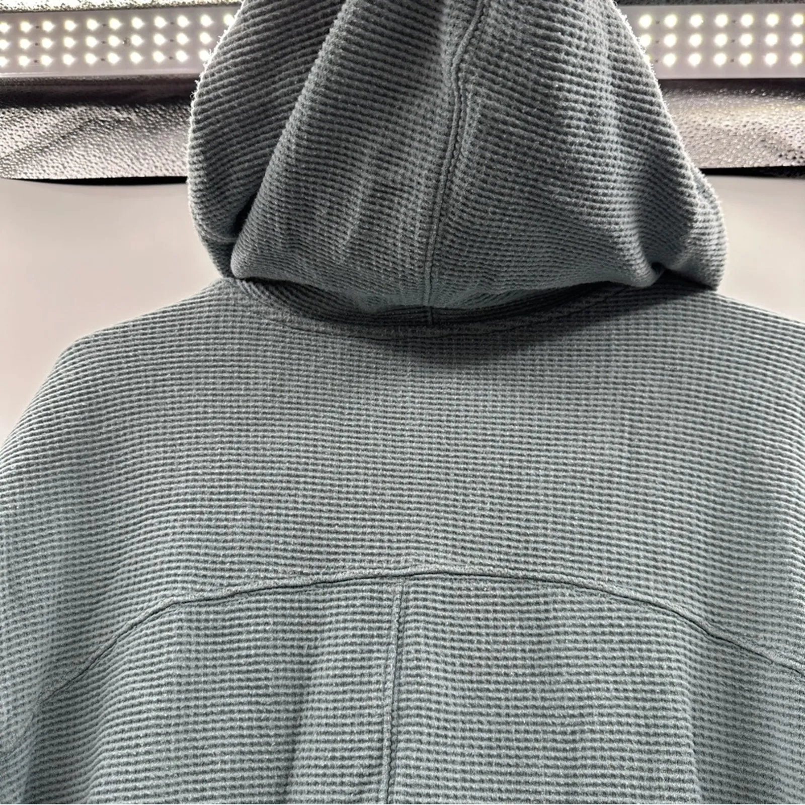 Athleta Coaster Luxe Waffle‎ Hoodie Long Sleeve Sweatshirt in Seafoam Green Sz L - Image 8