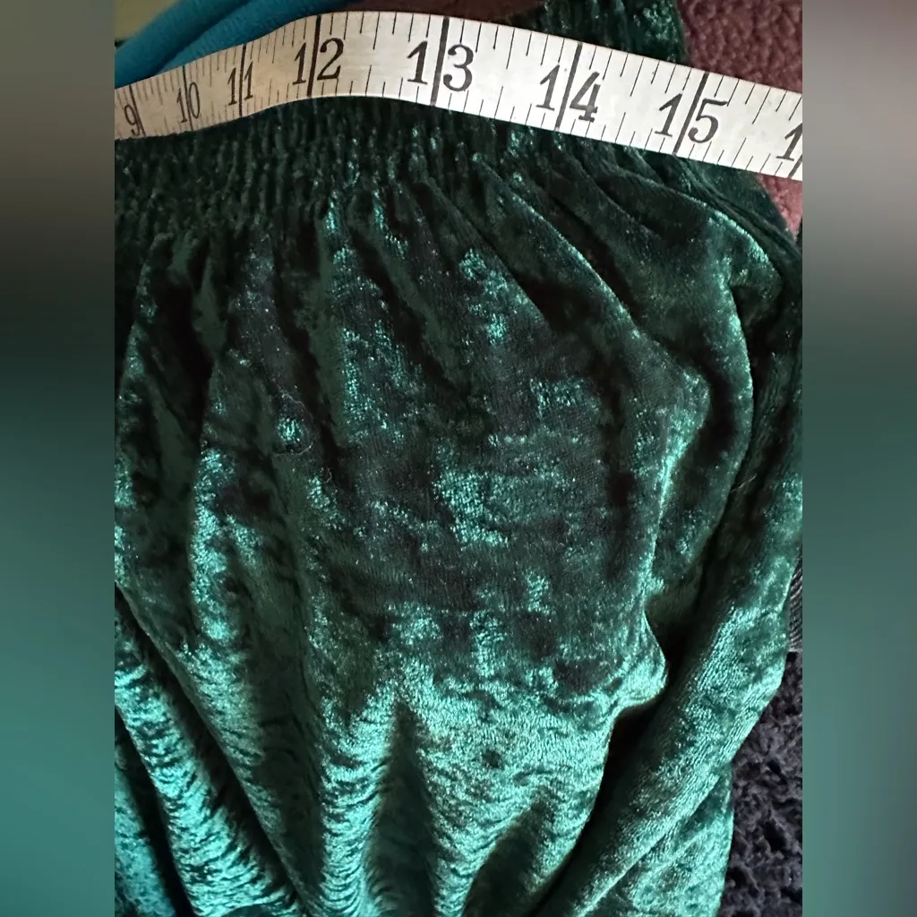 Bonnie Blair Vintage Crushed Velvet Embellished Lounge Set Green Size XL - Image 11