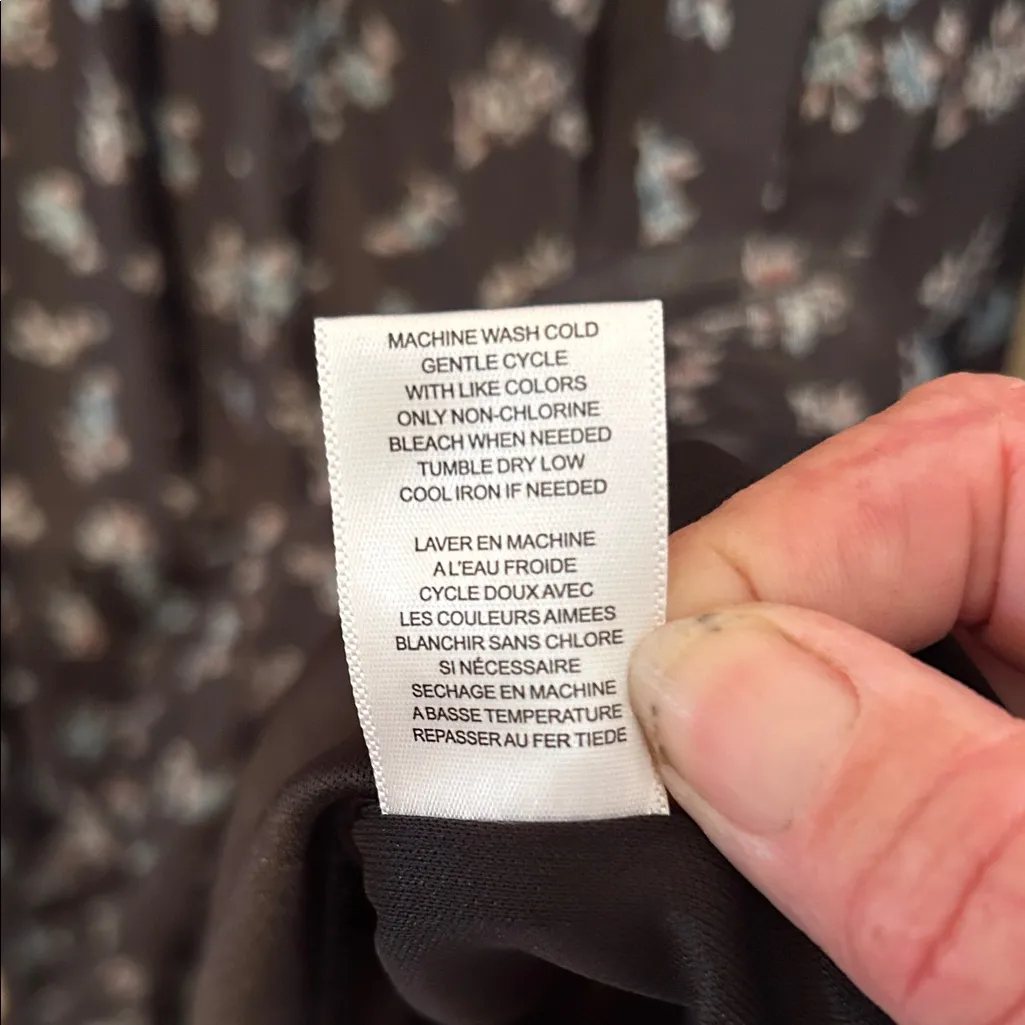 Floral Long Sleeve Dress With Sheer Sleeves and Lined. Size Large Black - Image 6