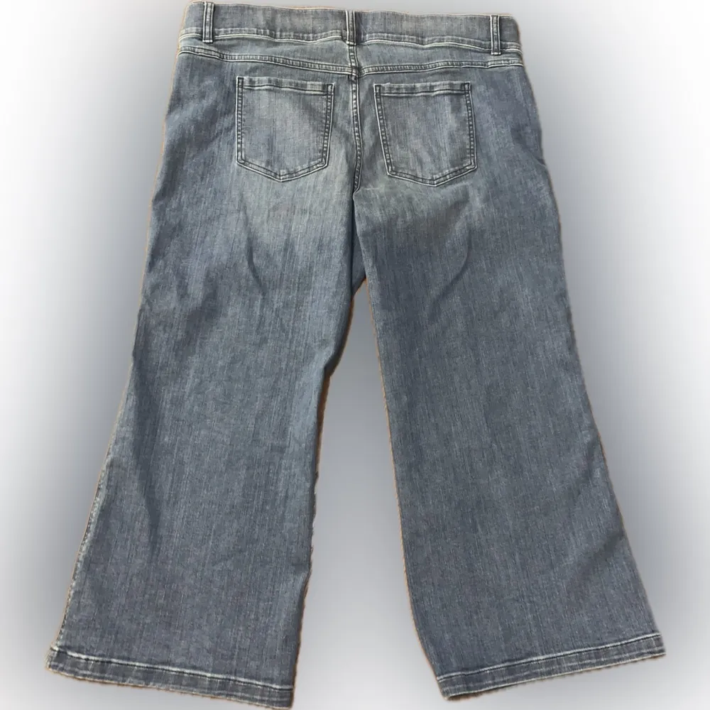 SPANX Shape Everywear Cropped Kick Flare Denim Pants Jeans Vintage Indigo 2X Pet - Image 9