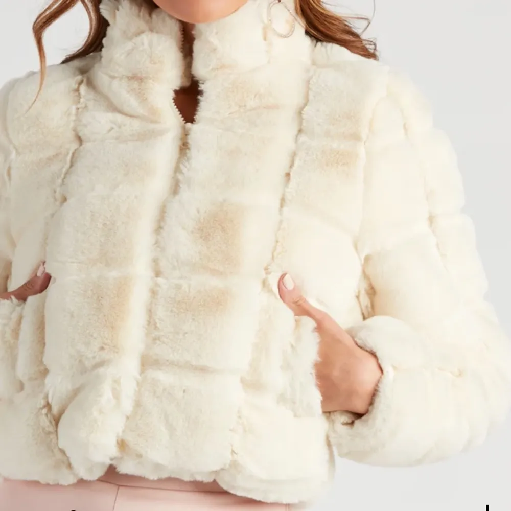 Windsor Layer On The Luxe Vibes Faux Fur Jacket - Image 2