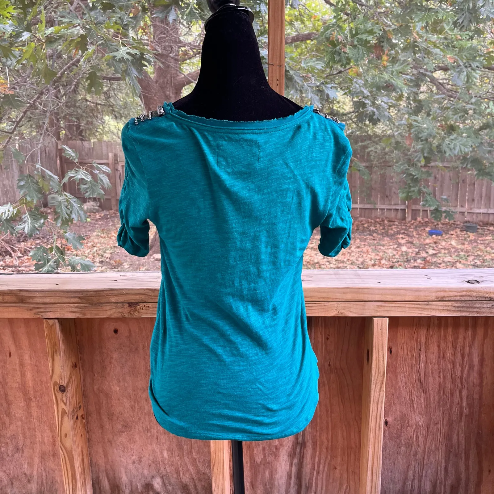 Anthropologie Deletta Women's Teal Beaded Neck Short Sleeve Top Size S - Image 3