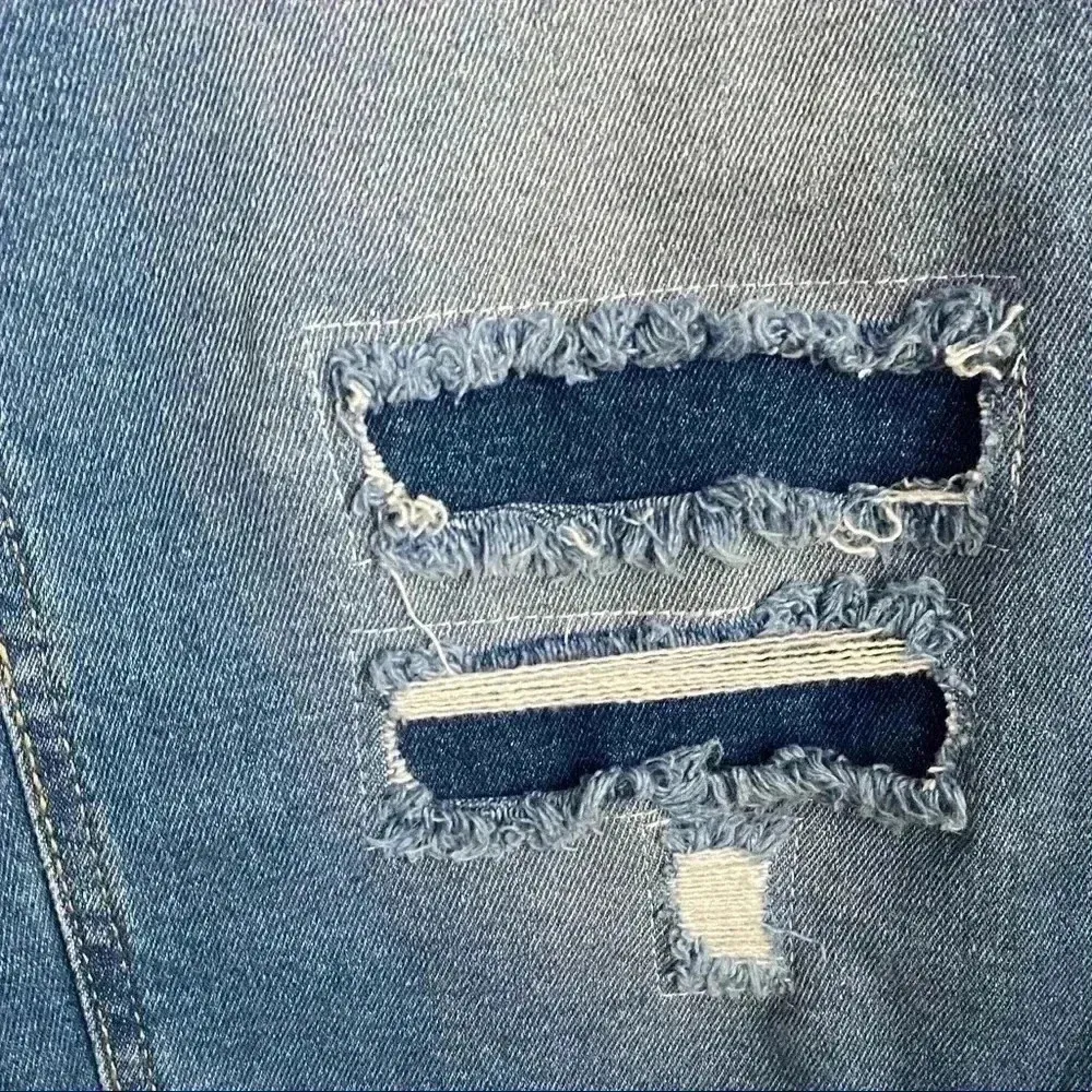 🆕Indigo Rein Straight Leg Distress Jeans 13🆕 - Image 6