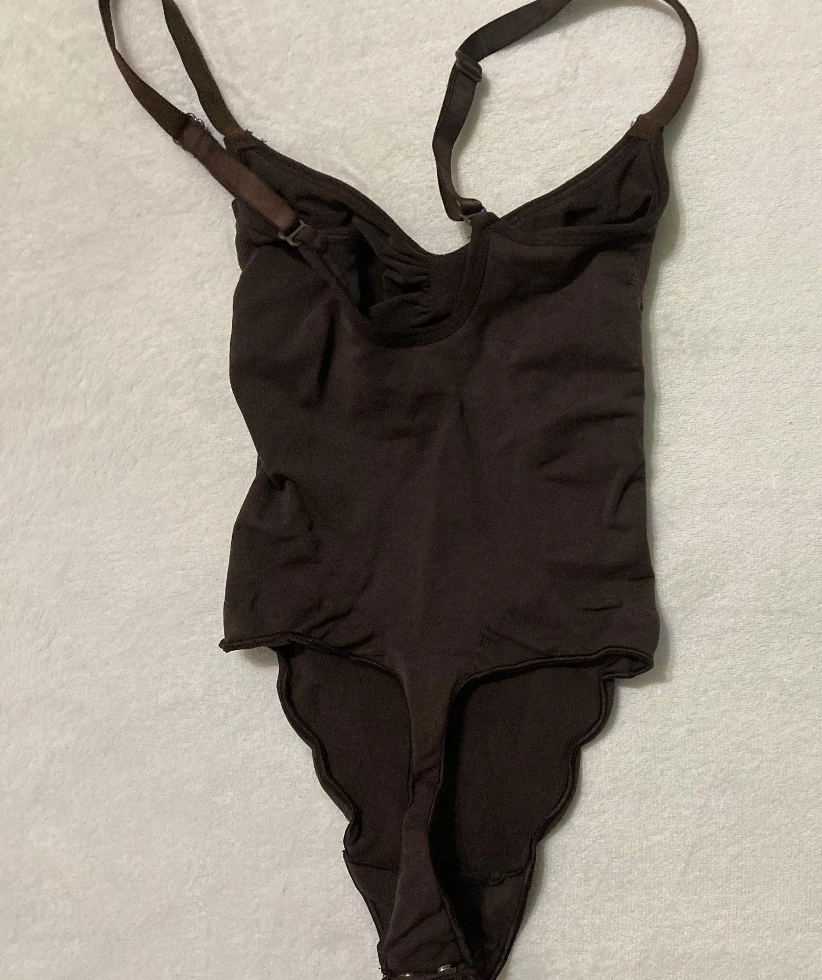 SKIMS Sculpting Thong Bodysuit S - Image 5