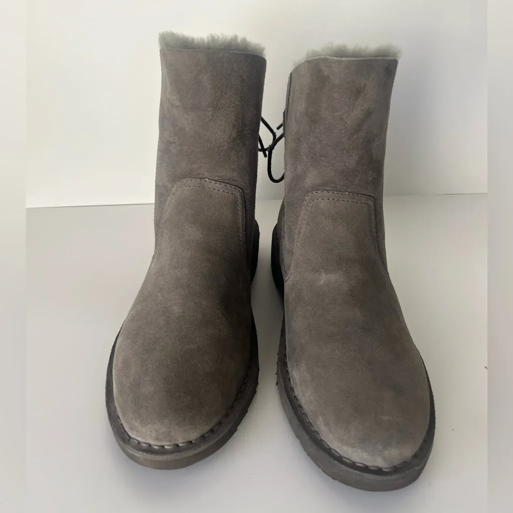 UGG Naiyah Suede fur lined Ankle Boots grey 9 - Image 5