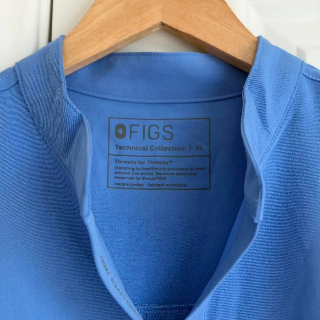 Figs Rafaela Oversized Scrub Top in Ceil Blue, Size X-Large - Image 9