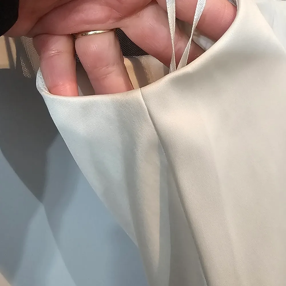 Melrose sz 8 cream black sleeveless cocktail dress - Image 5