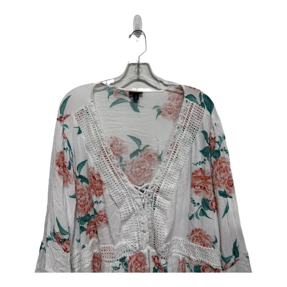 Torrid Babydoll Gauze Floral Crochet Trim Lace-Up Top Womens Size 5X V-Neck - Image 2