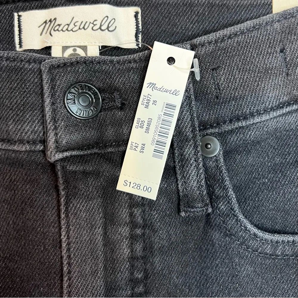 NWT  10" High-Rise Skinny Jeans in Starkey Wash, Women’s Size 26 - Image 7