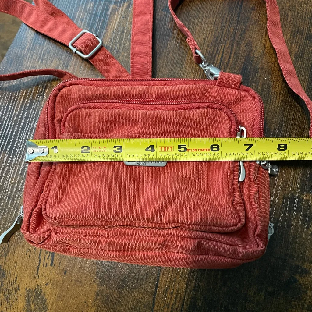 Small Baggallini triple zip Red‎ Crossbody - Image 13