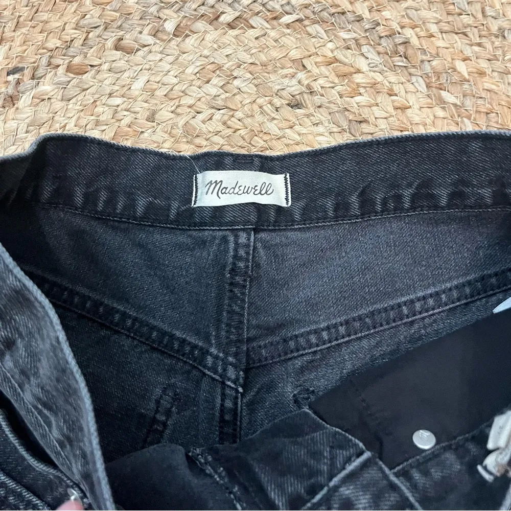 Madewell Size 27 Relaxed Mid-length Denim Cut Off Shorts Black - Image 2