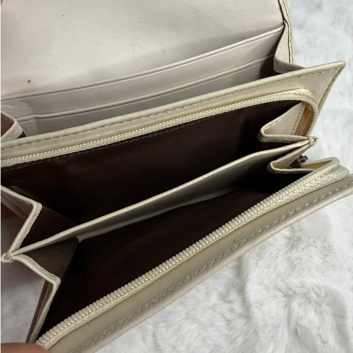 Coach y2k  Med Wallet - Image 5